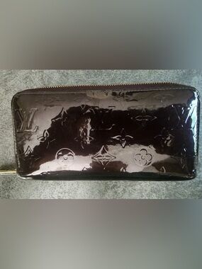 Louis Vuitton Patent Monogram Wallet -lAmarante